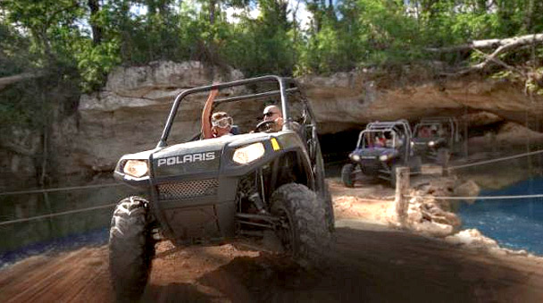 reto en tirolesas - puentes y expedicion en la jungla en vehiculos polaris 5