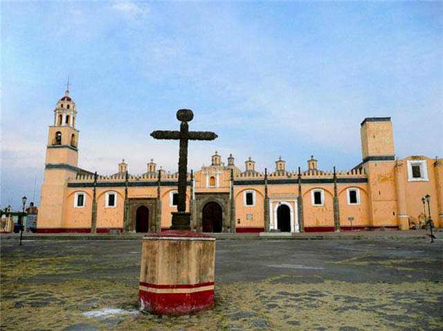 tour puebla - cholula y tonantzitlan 3