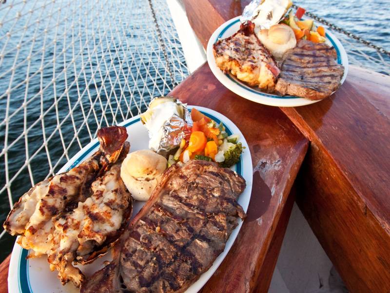 crucero para enamorados en cancun con cena de new york steak  3
