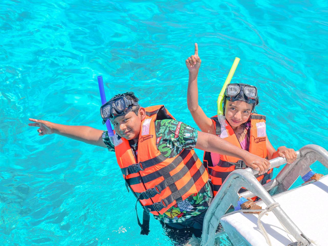 aventura en catamarÁn a isla mujeres 4