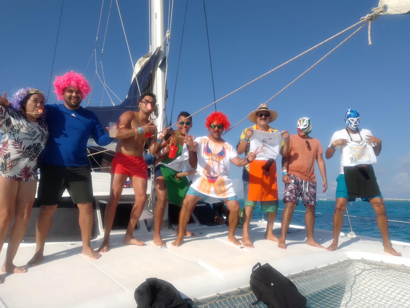 fiesta en catamaran a isla mujeres 1