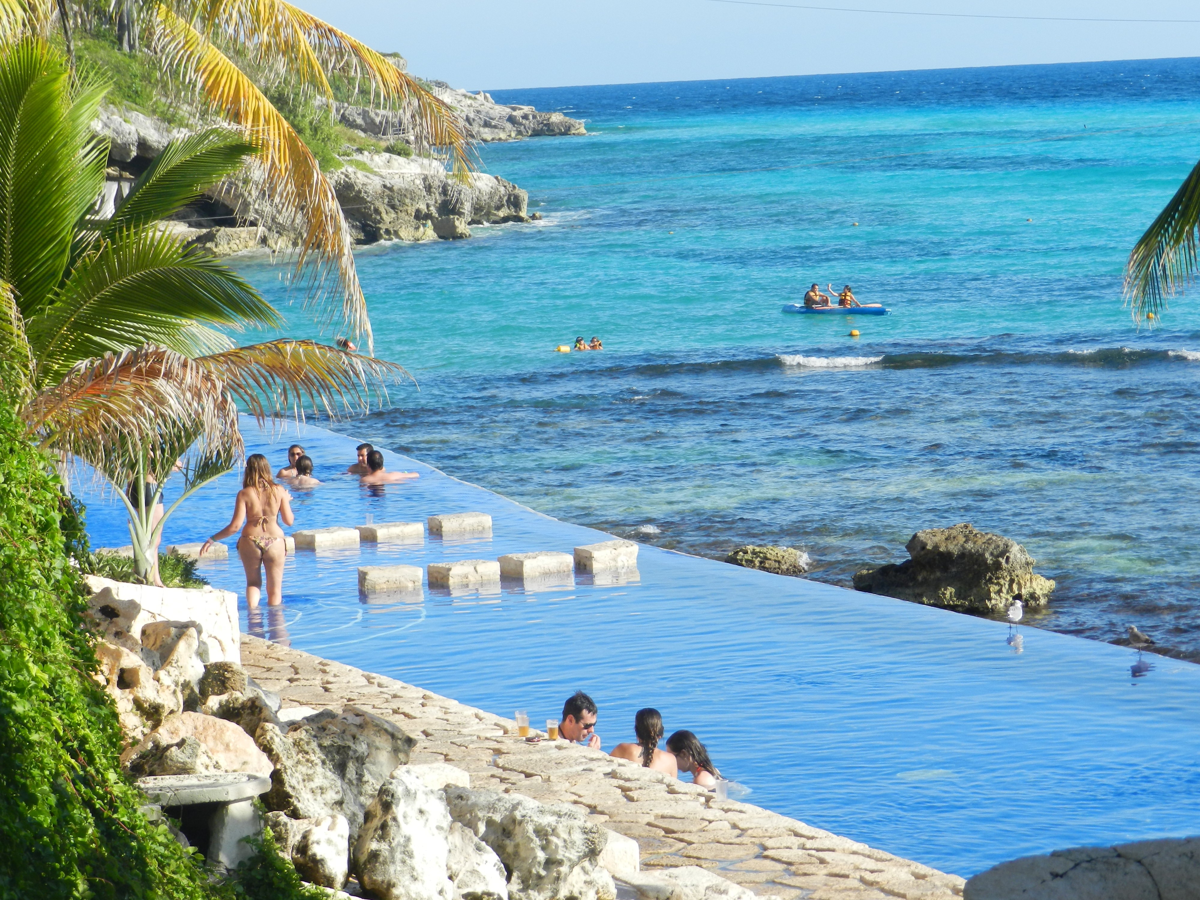 parque garrafon vip en isla mujeres y nado royal con delfines 5